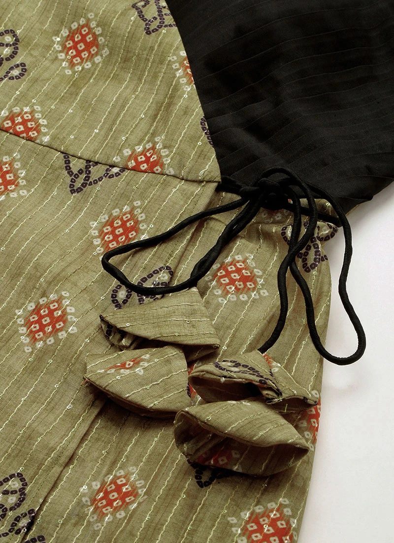 Dupatta From Black N Green Printed Art Silk Anarkali Set After Six Wear 7 Dupatta From Black N Green Printed Art Silk Anarkali Set After Six Wear - Image 7